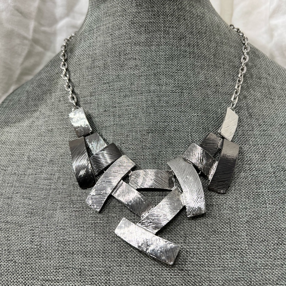 Fashion Jewelry Stainless Steel Coated in Silver And Gun Metal Plated Finish☑️ - Picture 6 of 10